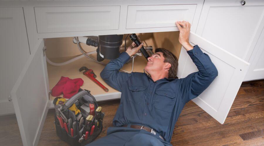 Expert burst pipe repair services in Marietta, IL